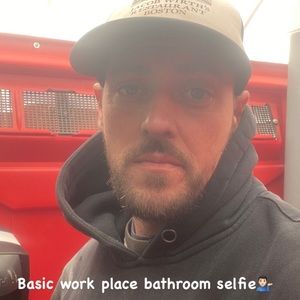 Meet your Posher, Adam